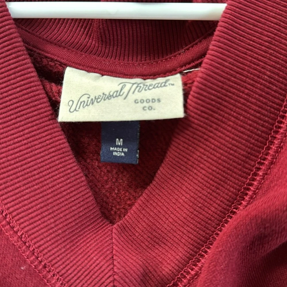 universal thread maroon sweater - Picture 2 of 2
